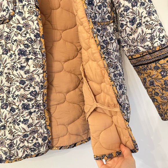 Quilted Floral Shacket XL - Picture 5 of 6